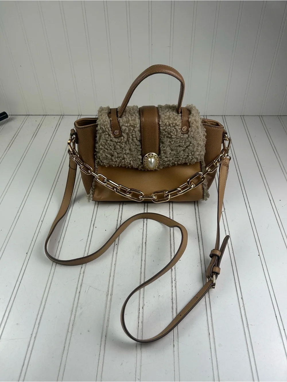 Anne Klein Vintage Y2K Mixed Media Sherpa Crossbody Satchel Brown Pearl Accent - Picture 3 of 15